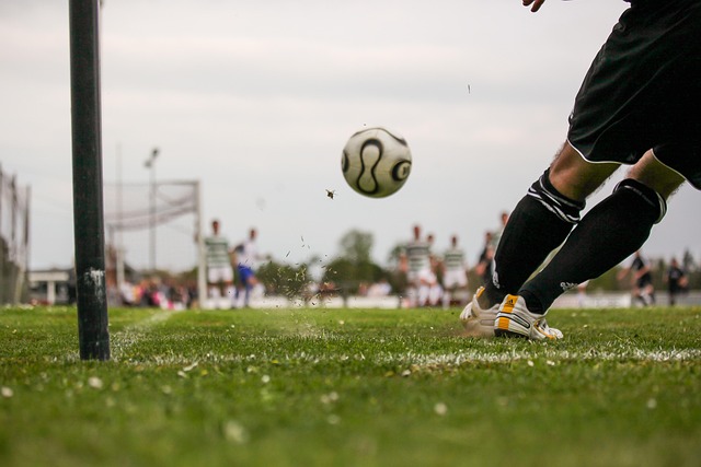 football-1678992_640